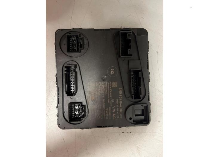 Gebruikte Computer Body Control Audi A6 Avant (C8) 2.0 40 TDI Mild Hybrid Prijs € 181,50 Inclusief btw aangeboden door DVZ Carparts