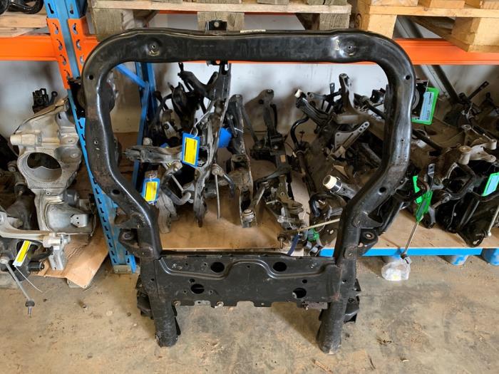 Gebruikte Subframe Volkswagen Transporter/Caravelle T6 2.0 TDI DRF Prijs € 450,00 Inclusief btw aangeboden door DVZ Carparts