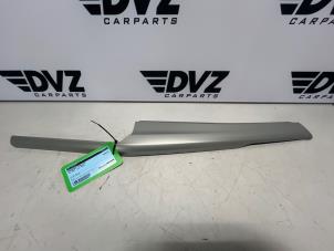 Gebruikte Dashboard sierlijst Volkswagen Golf VIII (CD1) Prijs € 42,35 Inclusief btw aangeboden door DVZ Carparts