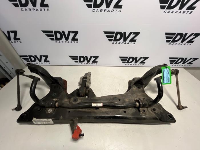 Gebruikte Subframe Ford Fiesta 7 1.0 EcoBoost 12V Prijs € 99,99 Margeregeling aangeboden door DVZ Carparts