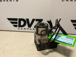 Gebruikte ABS Pomp Ford Kuga I 2.0 TDCi 16V 140 4x4 Prijs € 95,00 Margeregeling aangeboden door DVZ Carparts