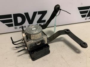 Gebruikte ABS Pomp Ford Fiesta 7 1.1 Ti-VCT 12V 75 Prijs € 223,85 Inclusief btw aangeboden door DVZ Carparts