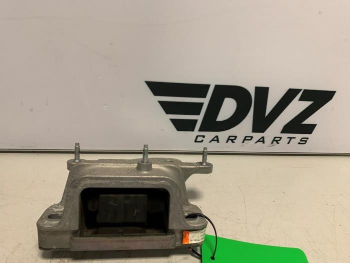 Motorsteun van een Ford Fiesta 7 1.1 Ti-VCT 12V 75 2021