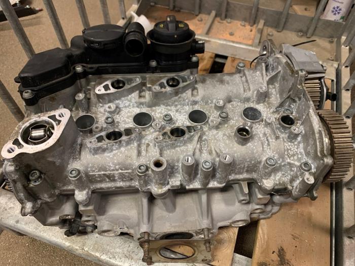 Gebruikte Cilinderkop Seat Leon (KLB) 1.5 eTSI 16V Prijs € 399,99 Margeregeling aangeboden door DVZ Carparts