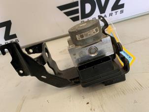 Gebruikte ABS Computer Opel Corsa F (UB/UH/UP) 1.2 Turbo 12V 100 Prijs € 225,00 Inclusief btw aangeboden door DVZ Carparts