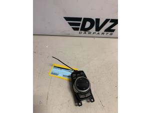 Gebruikte Regelunit Multi Media BMW 2-Serie Prijs € 200,00 Margeregeling aangeboden door DVZ Carparts