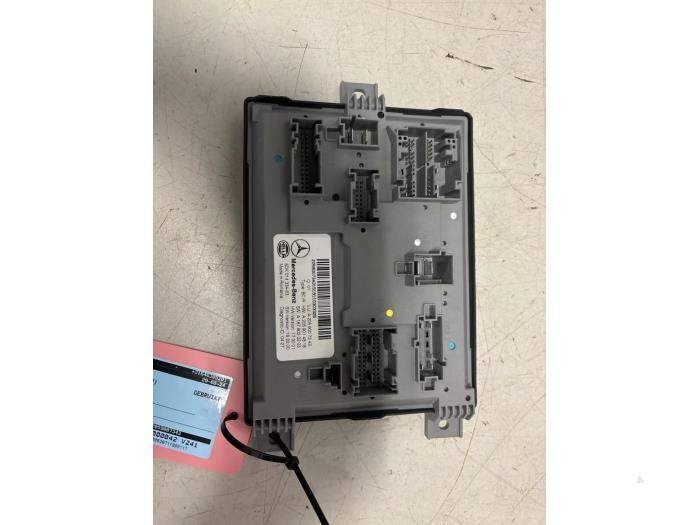 Gebruikte Computer Body Control Mercedes C Estate AMG (S205) C-63 S,Edition 1 AMG 4.0 V8 Biturbo Prijs € 133,09 Inclusief btw aangeboden door DVZ Carparts
