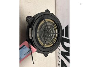 Gebruikte Luidspreker Porsche Macan (95B) 3.6 V6 24V Turbo Prijs € 24,99 Margeregeling aangeboden door DVZ Carparts