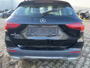 Gebruikte Achterklep Mercedes GLA (H247) 2.0 200d Prijs € 695,74 Inclusief btw aangeboden door DVZ Carparts