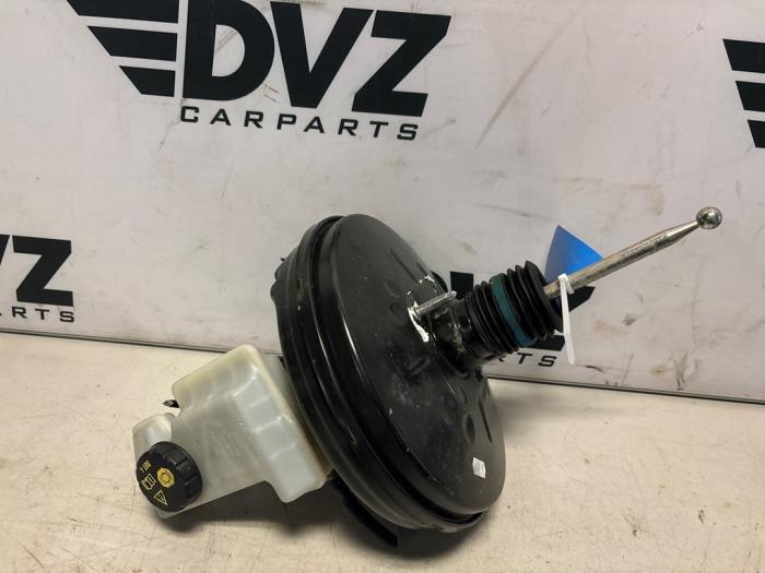 Gebruikte Rembekrachtiger Volkswagen Golf VII Variant (AUVV) 2.0 TDI 16V Prijs € 96,79 Inclusief btw aangeboden door DVZ Carparts