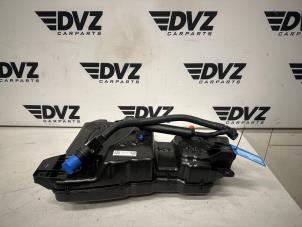 Gebruikte Adblue tank Volkswagen Tiguan (CT1) 2.0 TDI Prijs € 575,00 Inclusief btw aangeboden door DVZ Carparts