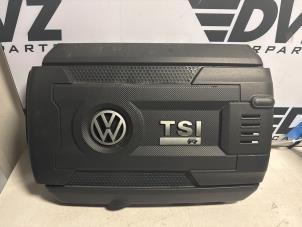 Gebruikte Afdekplaat motor Volkswagen Golf VII (AUA) 2.0 R 4Motion 16V Prijs € 45,00 Margeregeling aangeboden door DVZ Carparts