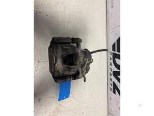 Gebruikte Remklauw (Tang) links-achter Audi A4 (B9) 2.0 40 TFSI Mild hybrid 16V Prijs € 60,48 Inclusief btw aangeboden door DVZ Carparts