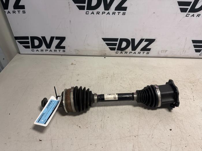 Gebruikte Steekas rechts-voor Audi A5 (F53/F5P) Prijs € 150,00 Inclusief btw aangeboden door DVZ Carparts