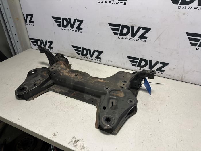 Gebruikte Subframe Opel Corsa F (UB/UH/UP) 1.2 12V 75 Prijs € 70,00 Margeregeling aangeboden door DVZ Carparts