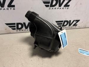 Gebruikte Luchtfilterhuis Ford Focus 4 Wagon 1.0 EcoBoost 12V Hybrid 125 Prijs € 60,49 Inclusief btw aangeboden door DVZ Carparts