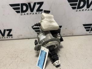 Gebruikte Rembekrachtiger Opel Grandland (X) 1.6 Turbo 16V Hybrid4 Prijs € 514,25 Inclusief btw aangeboden door DVZ Carparts