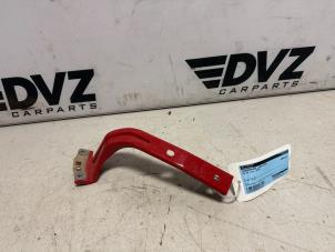Gebruikte Schermdrager links-voor Volkswagen Up! (121) 1.0 TSI 12V GTI Prijs € 9,99 Margeregeling aangeboden door DVZ Carparts