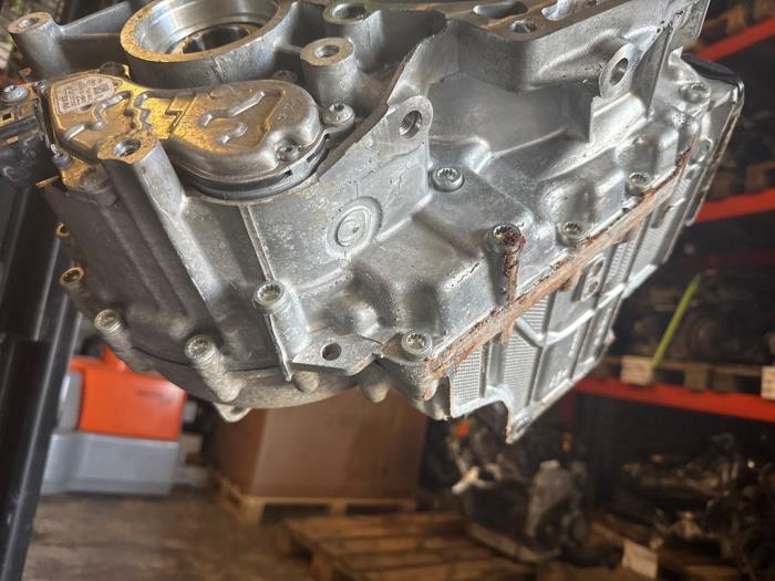 Versnellingsbak van een Volkswagen Polo VI (AW1) 2.0 GTI Turbo 16V 2023