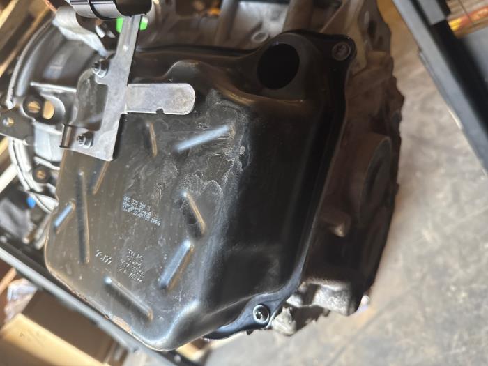 Versnellingsbak van een Volkswagen Polo VI (AW1) 2.0 GTI Turbo 16V 2023