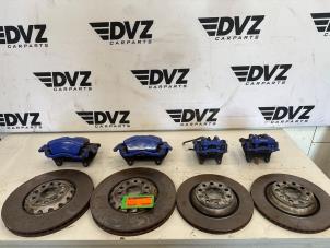 Gebruikte Remmenset compleet voor + achter Volkswagen Golf VIII (CD1) 2.0 TSI R 16V 4Motion Prijs € 1.250,00 Inclusief btw aangeboden door DVZ Carparts