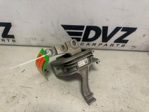 Gebruikte Motorsteun Volkswagen Polo VI (AW1) 1.6 TDI 16V 80 Prijs € 30,00 Margeregeling aangeboden door DVZ Carparts