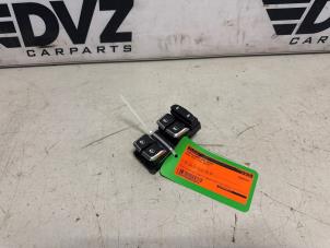 Gebruikte Combischakelaar ramen Audi RS 3 Sportback (8VA/8VF) 2.5 TFSI 20V Quattro Prijs € 11,99 Margeregeling aangeboden door DVZ Carparts