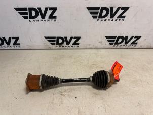Gebruikte Aandrijfas links-voor Audi A3 Sportback (8YA) 1.0 30 TFSI 12V Prijs € 225,00 Inclusief btw aangeboden door DVZ Carparts