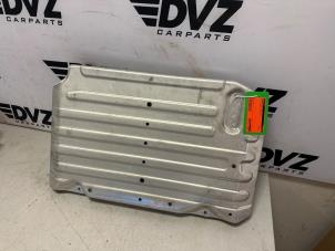 Gebruikte Beschermplaat bodem Volkswagen Multivan T7 1.4 eHybrid 16V Prijs € 90,74 Inclusief btw aangeboden door DVZ Carparts