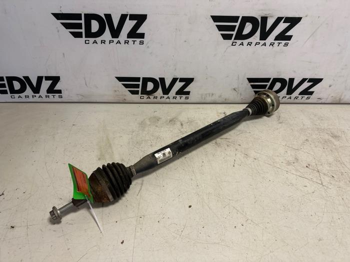 Gebruikte Aandrijfas rechts-voor Volkswagen T-Roc I 1.6 TDI BMT 16V Prijs € 24,99 Inclusief btw aangeboden door DVZ Carparts