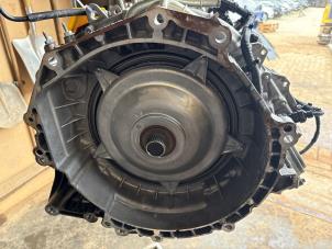 Versnellingsbak van een Ford Fiesta 7 1.0 EcoBoost 12V 125 2020