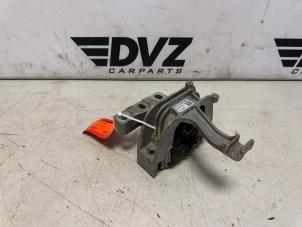Gebruikte Motorsteun Volkswagen Polo VI (AW1) 1.0 TSI 12V Prijs € 27,50 Inclusief btw aangeboden door DVZ Carparts