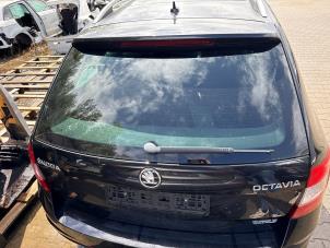 Gebruikte Achterklep Skoda Octavia Combi (5EAC) 2.0 TDI RS 16V Prijs € 650,00 Margeregeling aangeboden door DVZ Carparts
