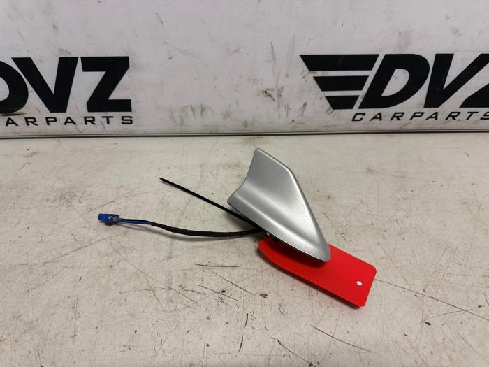 Gebruikte GPS Antenne Ford Focus 4 1.0 EcoBoost 12V Hybrid 125 Prijs € 50,00 Inclusief btw aangeboden door DVZ Carparts