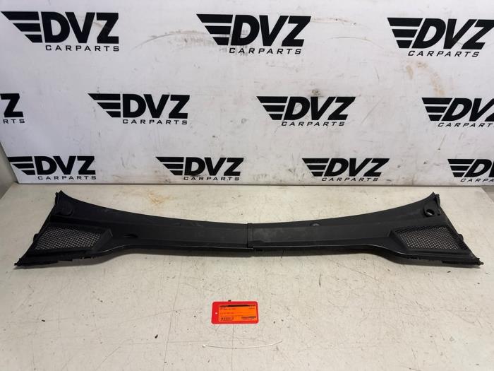 Gebruikte Paravan Seat Arona (KJX) 1.0 TSI 12V Prijs € 30,00 Inclusief btw aangeboden door DVZ Carparts