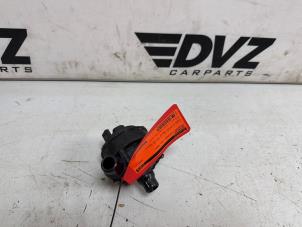 Gebruikte Waterpomp Mercedes C Estate (S206) C-200d 2.0 Turbo 16V Prijs € 180,00 Inclusief btw aangeboden door DVZ Carparts