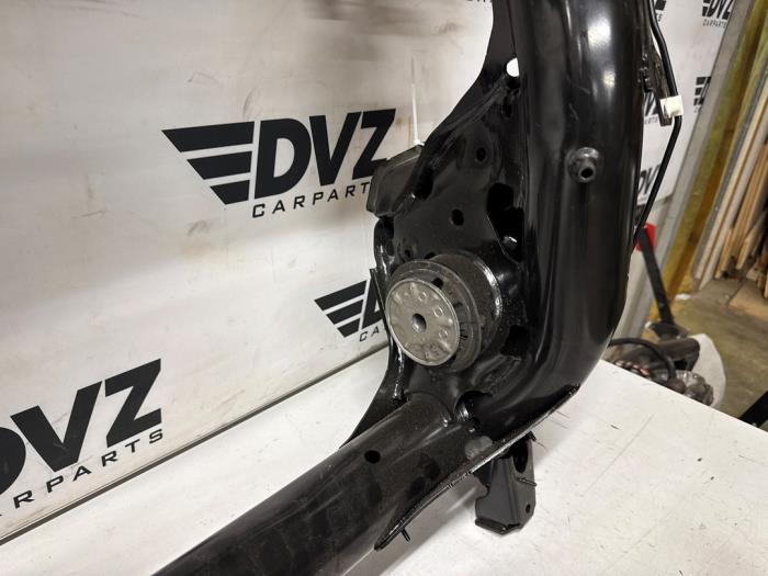 Subframe van een Volkswagen ID.Buzz (EBB/EBJ) 77 kWh 2025