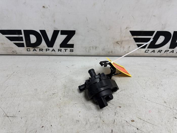 Gebruikte Waterpomp Volkswagen ID.Buzz (EBB/EBJ) 77 kWh Prijs € 25,00 Inclusief btw aangeboden door DVZ Carparts