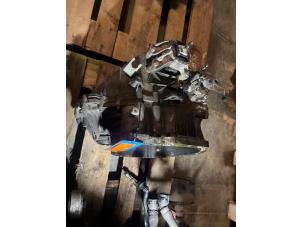 Gebruikte Versnellingsbak Mini Mini (R56) 1.6 16V Cooper S Prijs € 399,95 Margeregeling aangeboden door DVZ Carparts