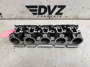 Gebruikte Inlaatspruitstuk Audi RSQ3 Prijs € 299,99 Margeregeling aangeboden door DVZ Carparts