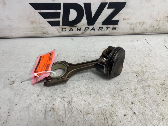 Gebruikte Drijfstang Seat Leon (5FB) 1.8 TSI Ecomotive 16V Prijs € 74,99 Margeregeling aangeboden door DVZ Carparts