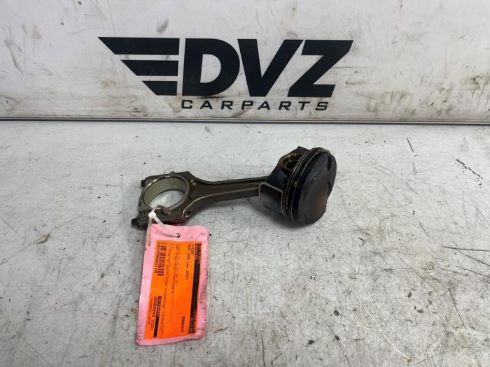 Gebruikte Zuiger Seat Leon (5FB) 1.8 TSI Ecomotive 16V Prijs € 74,99 Margeregeling aangeboden door DVZ Carparts