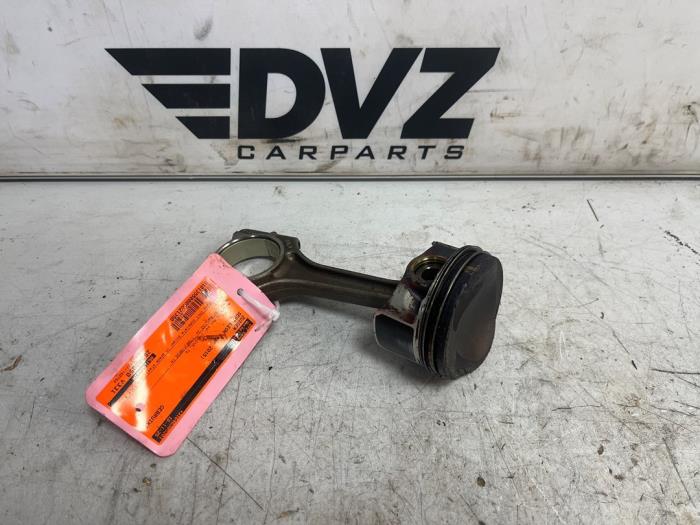Gebruikte Zuiger Seat Leon (5FB) 1.8 TSI Ecomotive 16V Prijs € 74,99 Margeregeling aangeboden door DVZ Carparts