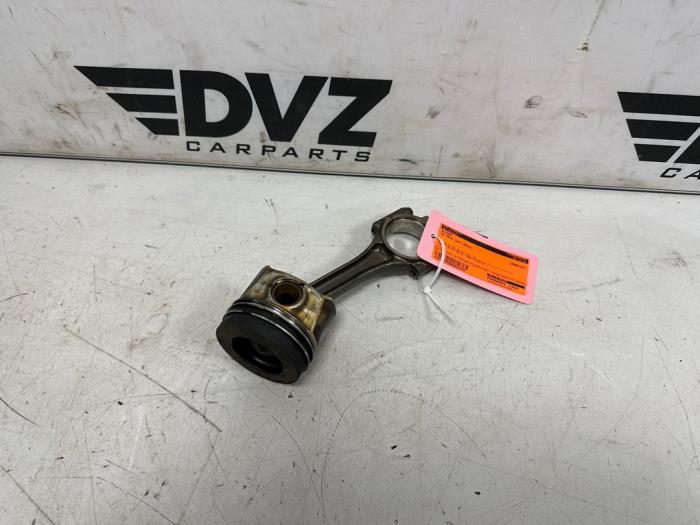 Gebruikte Zuiger Volkswagen Polo VI (AW1) 1.6 TDI 16V 80 Prijs € 59,99 Margeregeling aangeboden door DVZ Carparts