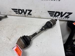 Gebruikte Homokineetas links-voor Volkswagen Golf VIII (CD1) 2.0 TDI BlueMotion 16V Prijs € 105,00 Inclusief btw aangeboden door DVZ Carparts