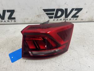 Gebruikte Achterlicht rechts Volkswagen T-Roc I 2.0 TDI 150 16V Prijs € 149,99 Margeregeling aangeboden door DVZ Carparts