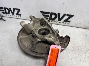 Gebruikte Fusee houder links-achter Mercedes C Estate AMG (S205) C-63 AMG 4.0 V8 Biturbo Prijs € 295,00 Margeregeling aangeboden door DVZ Carparts