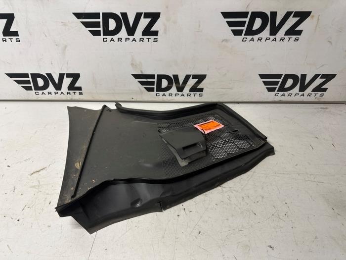 Gebruikte Paravan Mercedes C (W205) Prijs € 19,99 Margeregeling aangeboden door DVZ Carparts