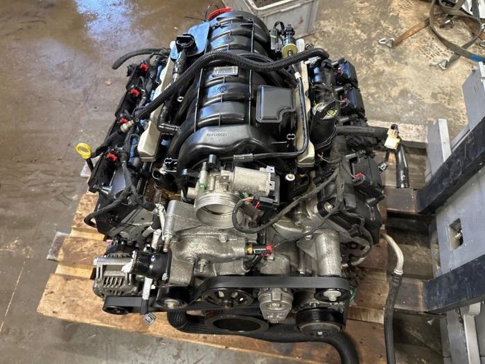 Gebruikte Motor Dodge Challenger Prijs € 7.499,99 Margeregeling aangeboden door DVZ Carparts