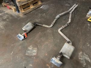 Gebruikte Uitlaat Midden + Einddemper Dodge Challenger Prijs € 149,99 Margeregeling aangeboden door DVZ Carparts